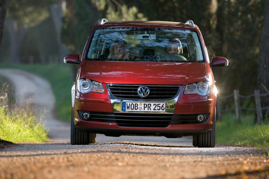  Volkswagen Touran 2007 года  (фото 37 из 74)